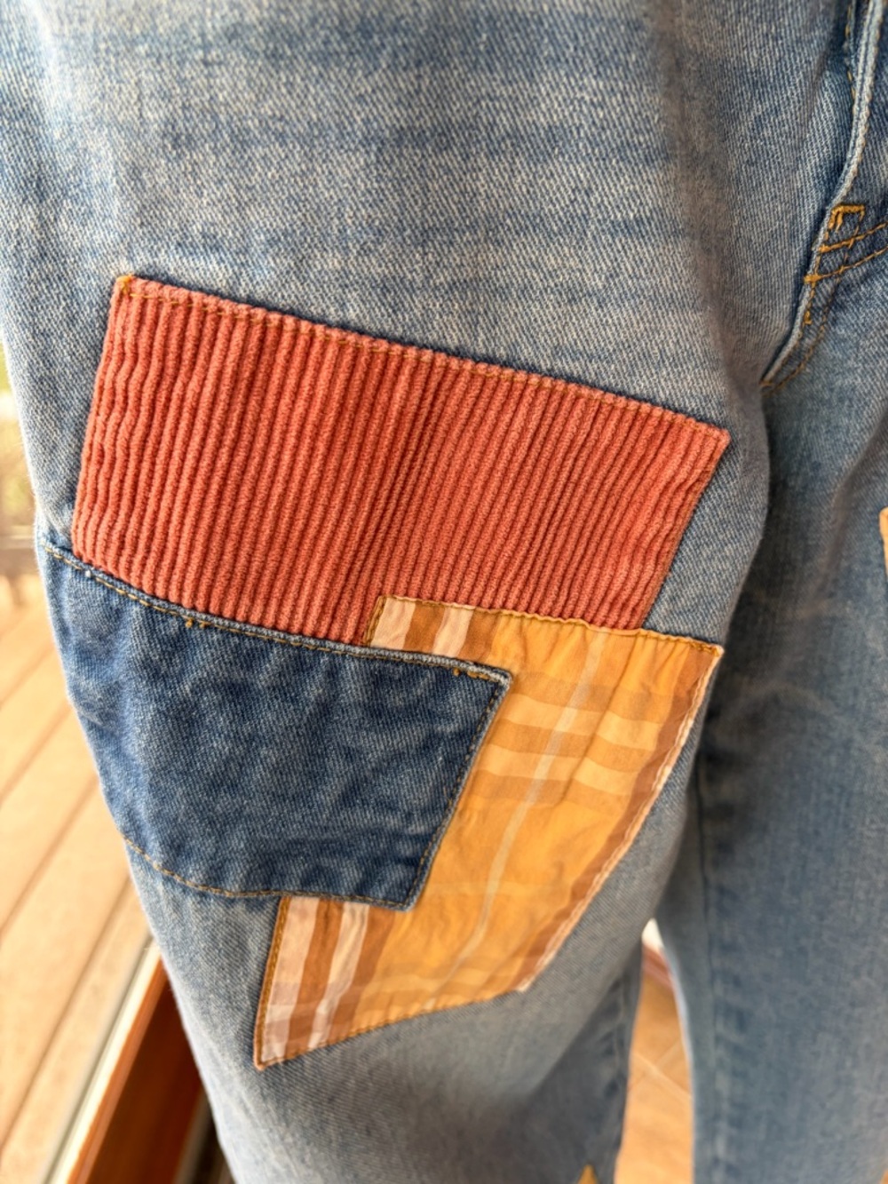 Forever 21  Boyfriend Jeans with Multicolor Patchwork Sz 26 Denim BOHO Vintage - Picture 4 of 9